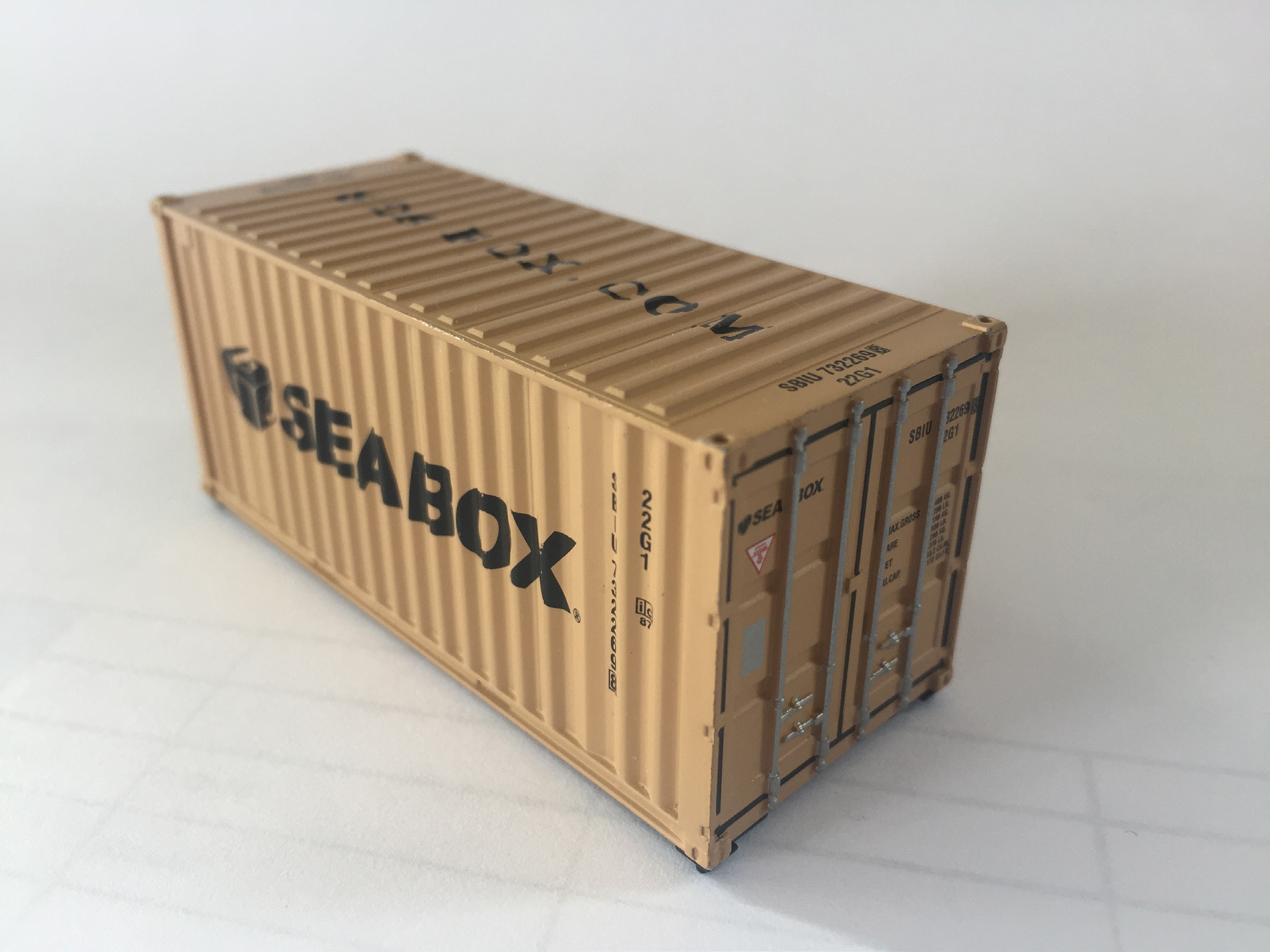 HO Scale Model 20’ x 8’6” ISO Cargo Container